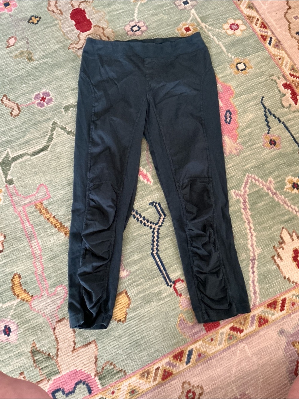 Wearables Navy Ruched Crop Pants XS Stretch NWOT